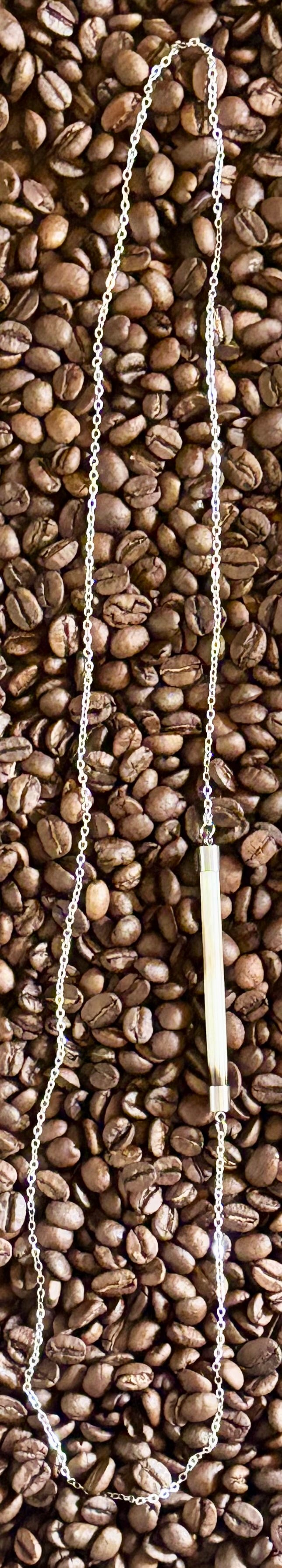 Endless Loop Quill Necklace stainless steel